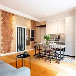 # République # Paris2 # Chatelêt # 2bedrooms